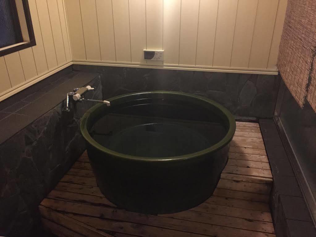 Juyoh Hotel Токио Экстерьер фото